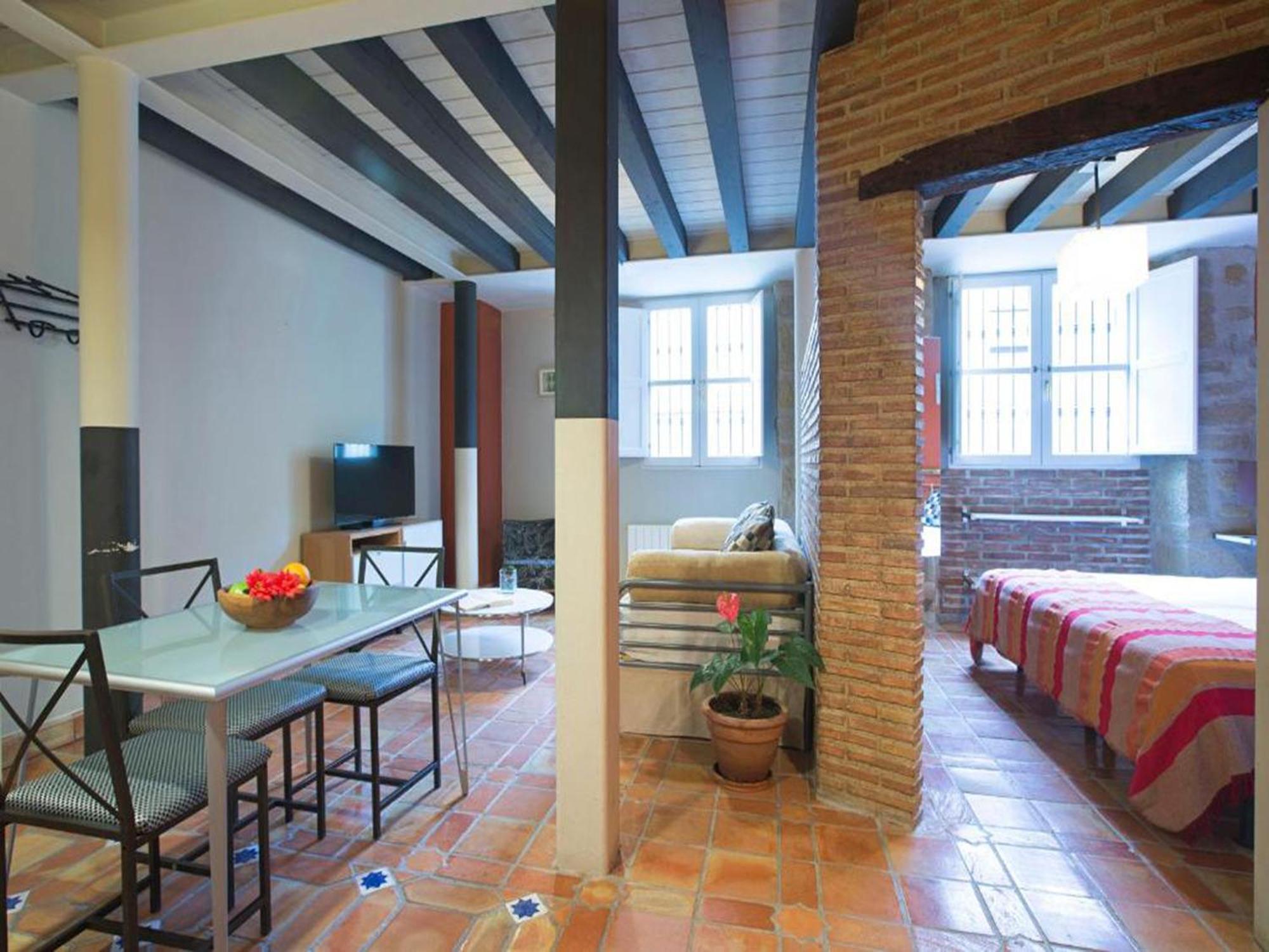 Apartamentos Senorio De Haro 3000 ภายนอก รูปภาพ