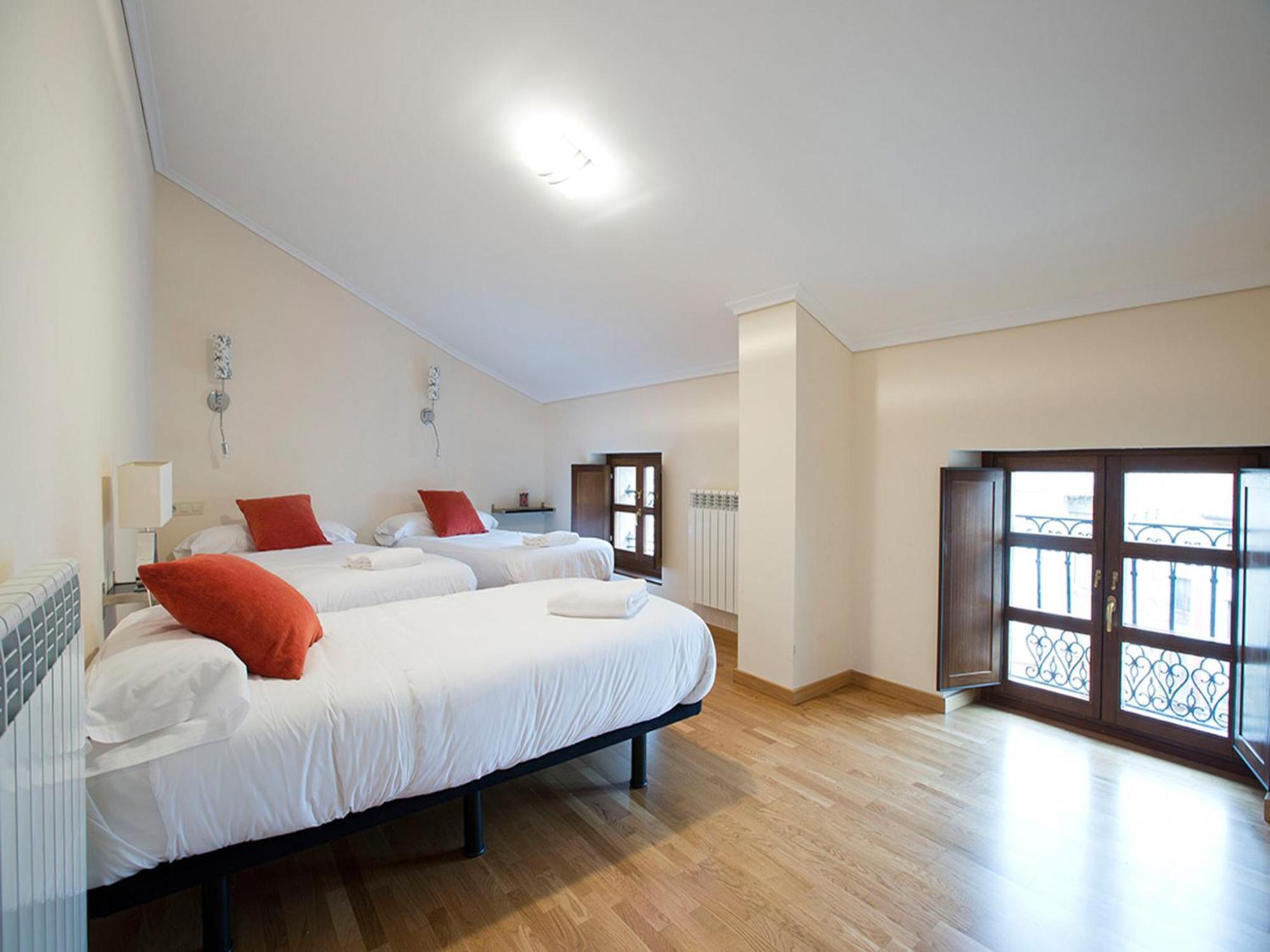 Apartamentos Senorio De Haro 3000 ภายนอก รูปภาพ